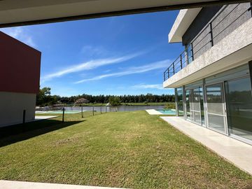 Casa Al Río En Venta - Barrio San Juan, Villanueva, Tigre