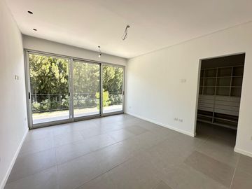 Casa Al Río En Venta - Barrio San Juan, Villanueva, Tigre