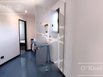 Casa en venta de cuatro ambientes en Los Ombues, Hudson, Berazategui
