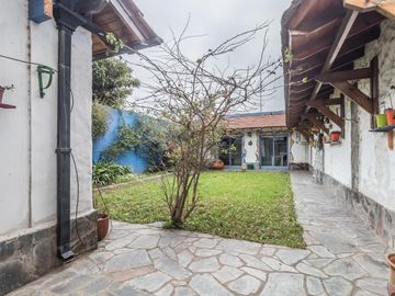 PH tipo casa con jardín en Parque Chacabuco