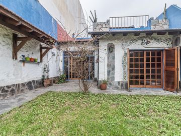 PH tipo casa con jardín en Parque Chacabuco