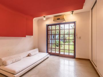 PH tipo casa con jardín en Parque Chacabuco