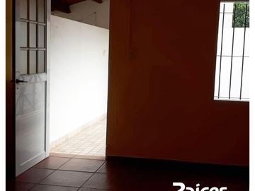 Duplex interno a pocas cuadras de boulevard
