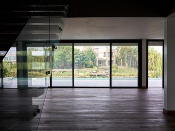 Espectacular Casa en Venta - Yatch Nordelta - 4 suites - A Estrenar - Materiales de Primera Calidad