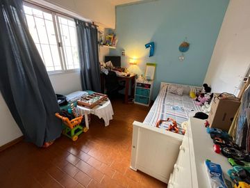 Casa a la venta de 3 ambientes en la zona de Fleming, Martinez