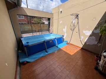Casa a la venta de 3 ambientes en la zona de Fleming, Martinez