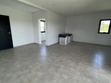 Casa en Santa Elisa, Pilar del este