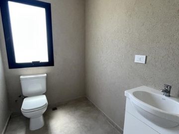 Casa en Santa Elisa, Pilar del este