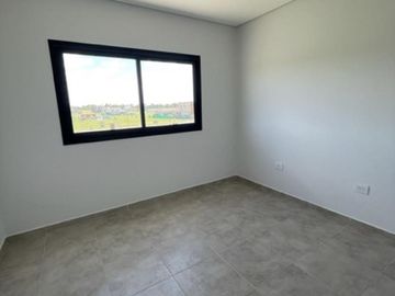 Casa en Santa Elisa, Pilar del este