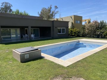 Venta casa 3 dormitorios - La Reserva Cardales - Campana