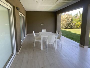 Venta casa 3 dormitorios - La Reserva Cardales - Campana
