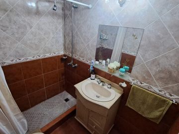 VENDO PH 3 AMBIENTES - PATIO - BARRIO SAN JOSE - TOMO PERMUTA