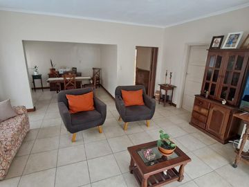 VENDO PH 3 AMBIENTES - PATIO - BARRIO SAN JOSE - TOMO PERMUTA