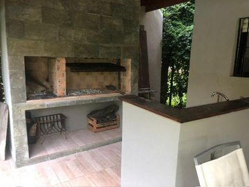 Casa Quinta en Venta - parque - piscina - quincho - Gral. Rodriguez