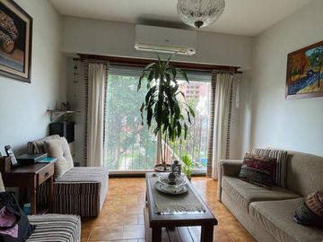 Departamento en  venta de 3 ambientes con balcón