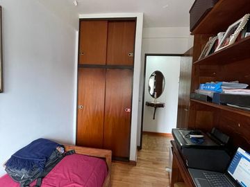 Departamento en  venta de 3 ambientes con balcón