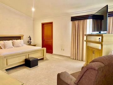 PASEOS DEL BOSQUE, CASA EN VENTA