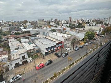 Departamento en venta - 2 Dormitorios 2 Baños - Cochera - 73.6Mts2 - La Plata