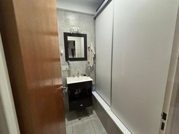 Departamento en venta - 2 Dormitorios 2 Baños - Cochera - 73.6Mts2 - La Plata