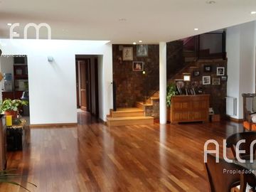 El Ombu | VENTA | 6 Dormitorios (3 en Suite)