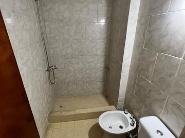Casa 3 ambientes en alquiler en Ituzaingó Centro