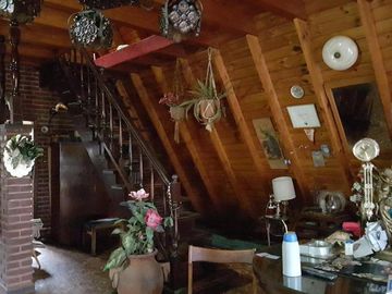 Venta chalet Alpino con garage y quincho.
