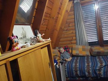 Venta chalet Alpino con garage y quincho.
