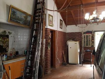 Venta chalet Alpino con garage y quincho.