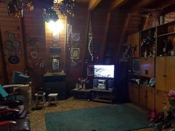Venta chalet Alpino con garage y quincho.