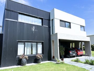 Casa en Vistas - Puertos del Lago