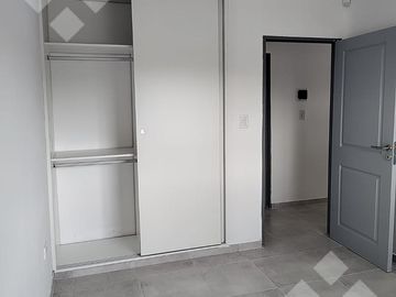 En venta, casa quinta de 2 dormitorios a estrenar mas  3 Hectáreas, General Roca