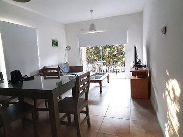 Departamento 2 amb en PB con Patio en Jardines de Saravi Pilar