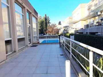 Departamento 2 amb en PB con Patio en Jardines de Saravi Pilar