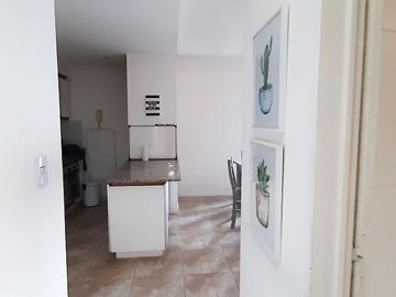 Departamento 2 amb en PB con Patio en Jardines de Saravi Pilar