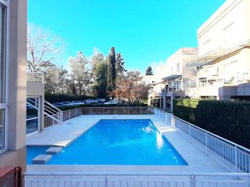 Departamento 2 amb en PB con Patio en Jardines de Saravi Pilar