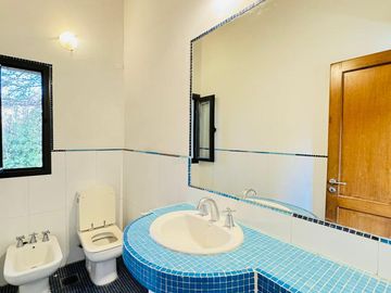 Casa en Venta de 4 Dormitorios, Recibo Menor - Country El Bosque