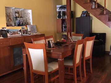 Venta de  Casa 3 ambientes con fondo libre en Wilde