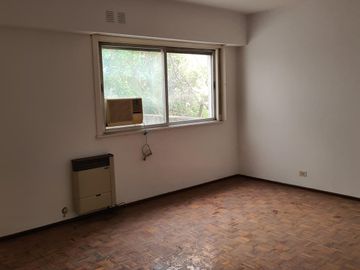 Departamento APTO PROFESIONAL O VIVIENDA  en  Centro de San Isidro
