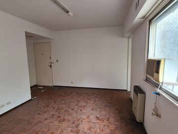 Departamento APTO PROFESIONAL O VIVIENDA  en  Centro de San Isidro