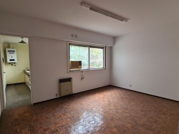 Departamento APTO PROFESIONAL O VIVIENDA  en  Centro de San Isidro