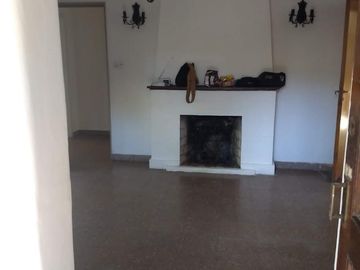 Venta Casa Chalet 4 Ambientes con Local en Ingeniero Maschwitz Escobar APTO CREDITO
