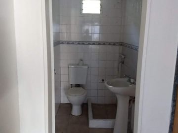 Venta Casa Chalet 4 Ambientes con Local en Ingeniero Maschwitz Escobar APTO CREDITO