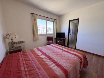 VENDE DUPLEX EN B° RINCON LINDO , CIPOLLETTI