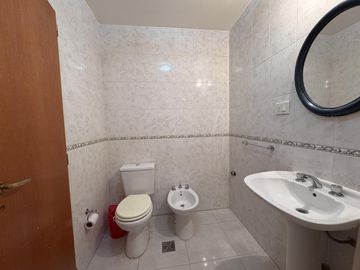 VENDE DUPLEX EN B° RINCON LINDO , CIPOLLETTI