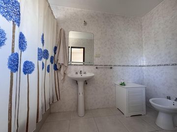 VENDE DUPLEX EN B° RINCON LINDO , CIPOLLETTI
