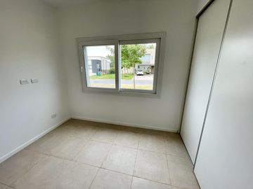 VENTA CASA HARAS SANTA MARIA LOS MOLINOS 4 AMB