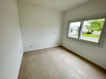 VENTA CASA HARAS SANTA MARIA LOS MOLINOS 4 AMB