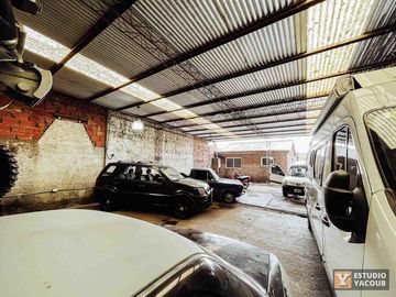 Depósito en venta - 2 Dormitorios 2 Baños - Monoambiente - Cocheras - 510Mts2 - La Plata