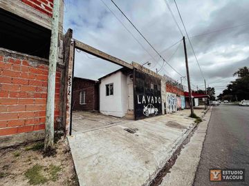 Depósito en venta - 2 Dormitorios 2 Baños - Monoambiente - Cocheras - 510Mts2 - La Plata