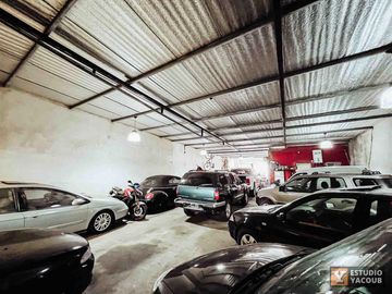 Depósito en venta - 2 Dormitorios 2 Baños - Monoambiente - Cocheras - 510Mts2 - La Plata